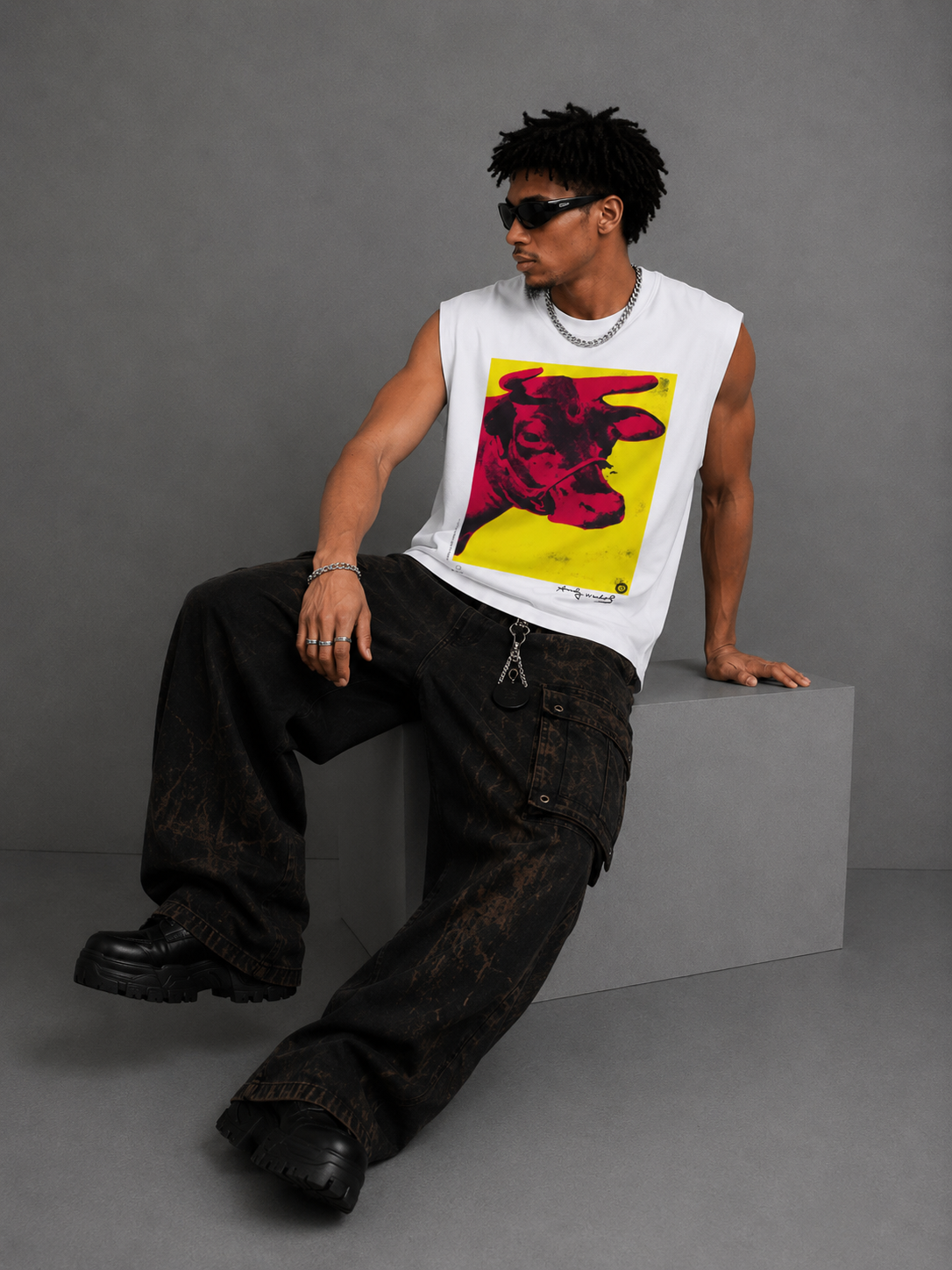 Men's Cow Graphic Round Neck Tank