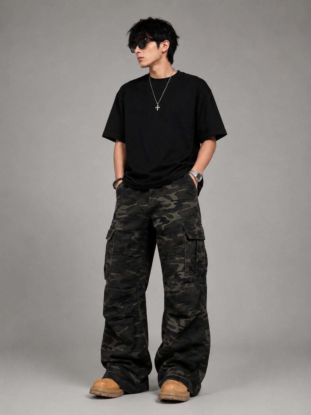Men' s Relaxed Fit Camo Cargo Pants
