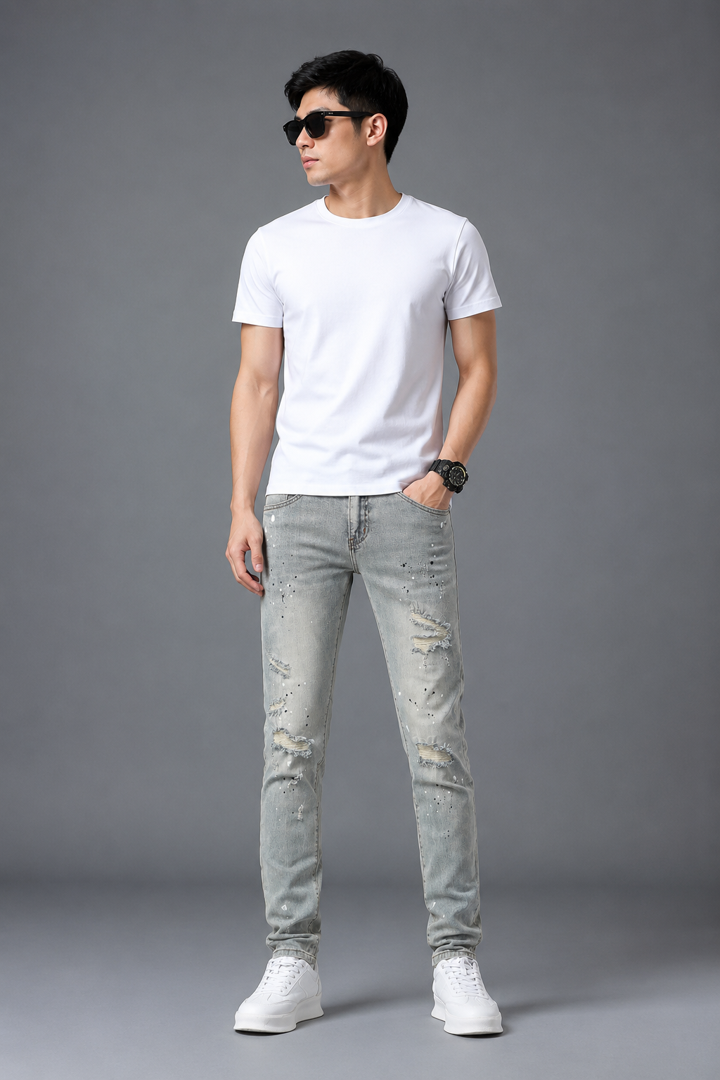 Men's Vintage Distressed Light Wash Skinny Jeans