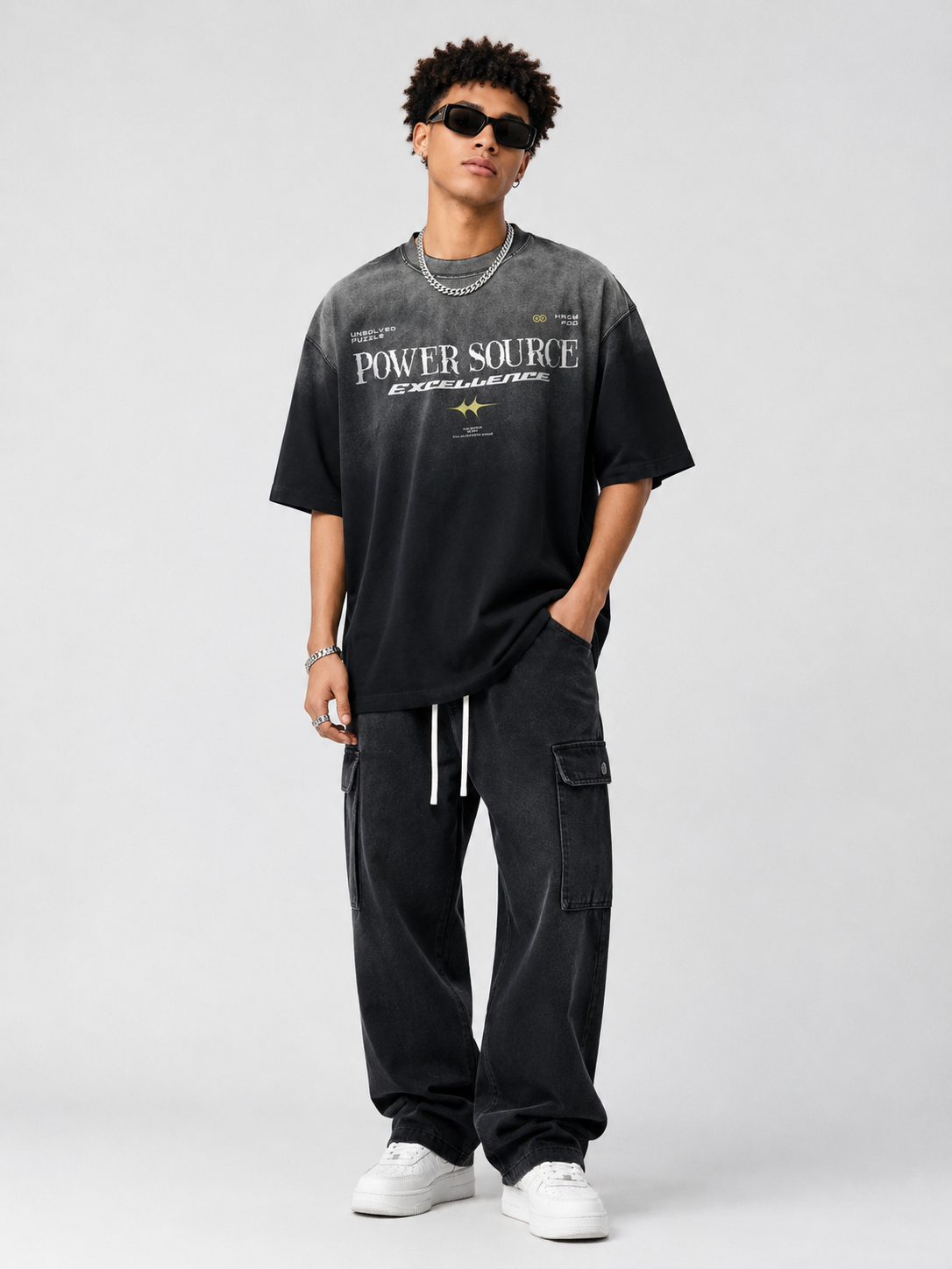 Men's Letter Graphic Round Neck Short Sleeve T-Shirt