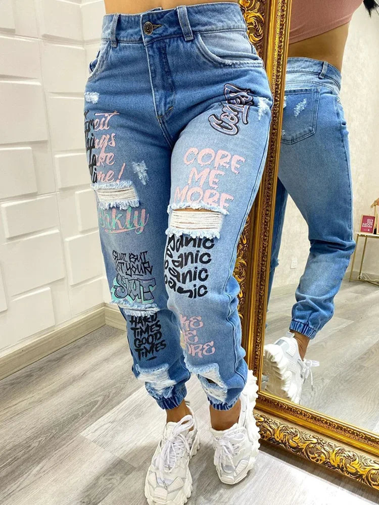 Urban Art Distressed Jeans