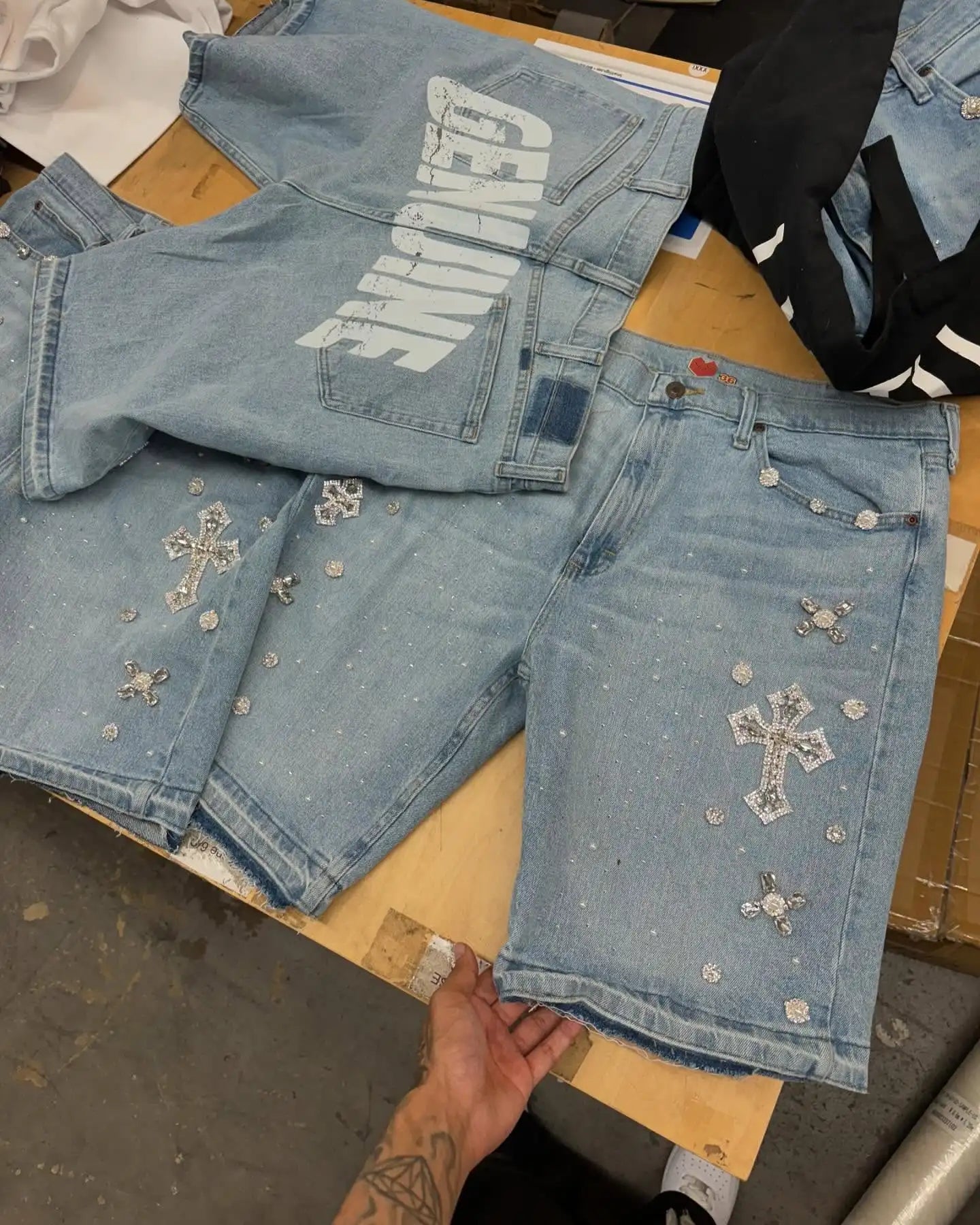 Short Jean Cross Crystal